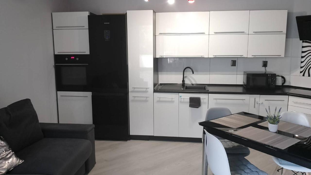 Lubiń Apartament Zalesie Z Tarasem מראה חיצוני תמונה